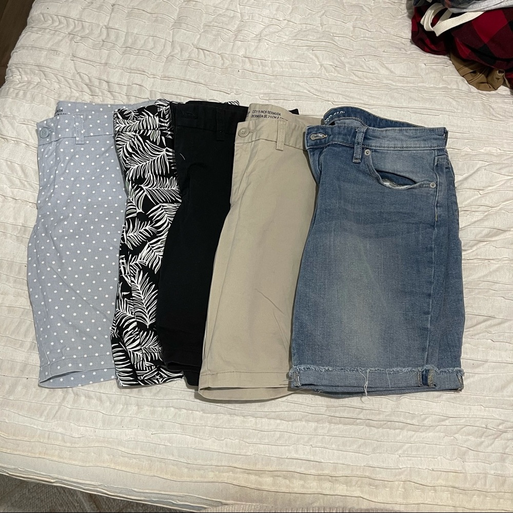 Gap Shorts Bundle - image 1